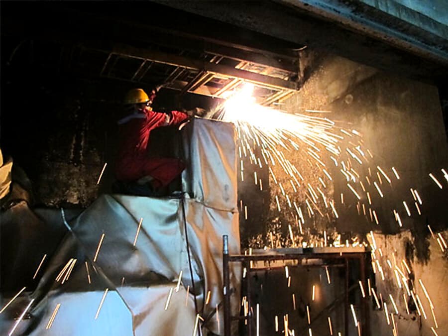 Reconstruction and cutting work